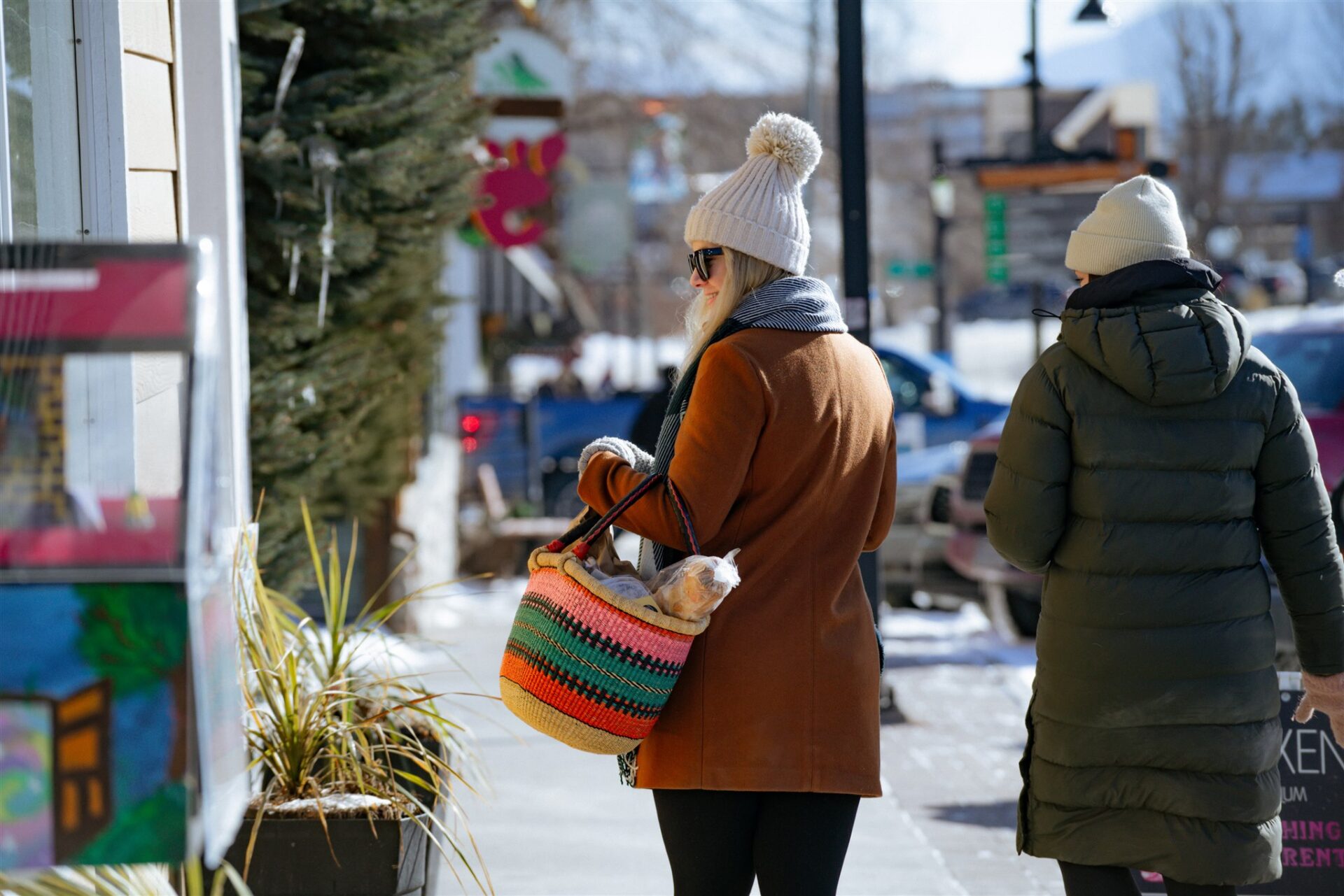 Winter shopping and festive lights in downtown Invermere